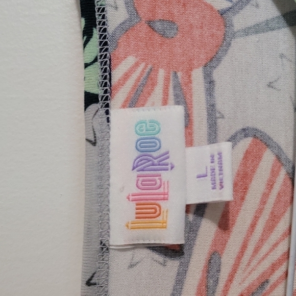 NWT Lularoe Irma Top Statue Of Liberty Patriotic Top Size Large - Picture 4 of 10